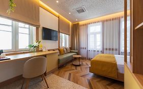 Bas Carsija Boutique Place